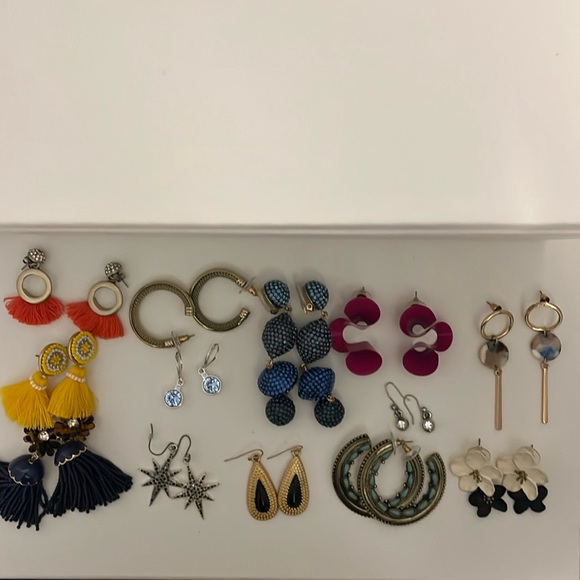 Earrings- Lot of 13 pairs - Picture 1 of 3